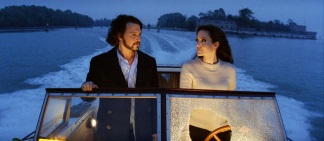 Johnny Depp y Angelina Jolie en "The Tourist"